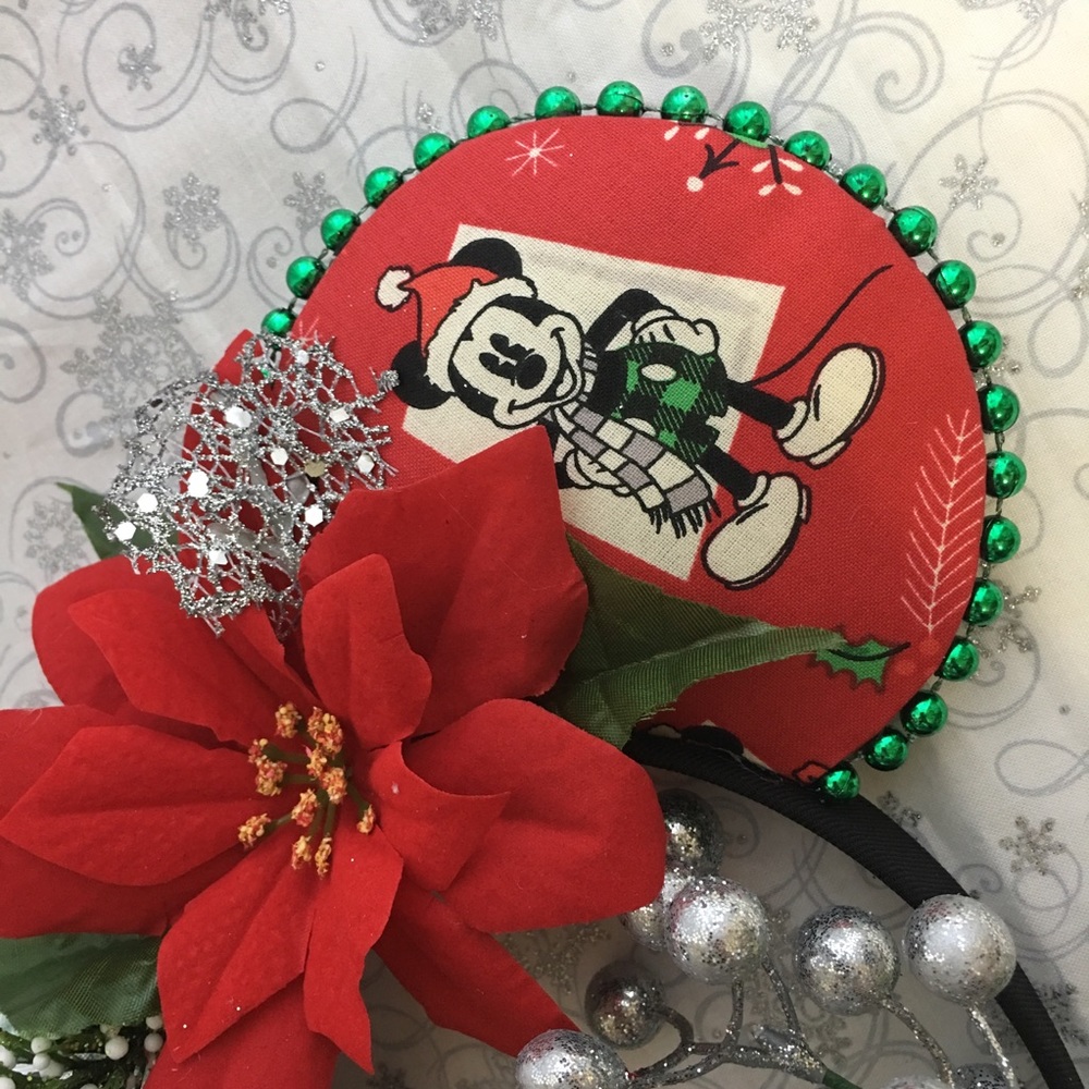 Minnie Mouse Ears - Picture 4 of 4